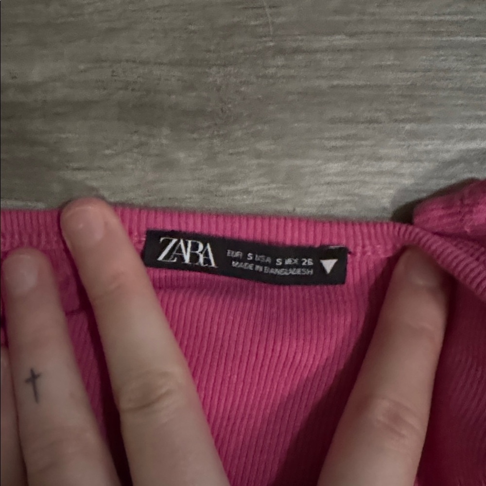 Zara Super Cropped Hot Pink Tank - Picture 5 of 5